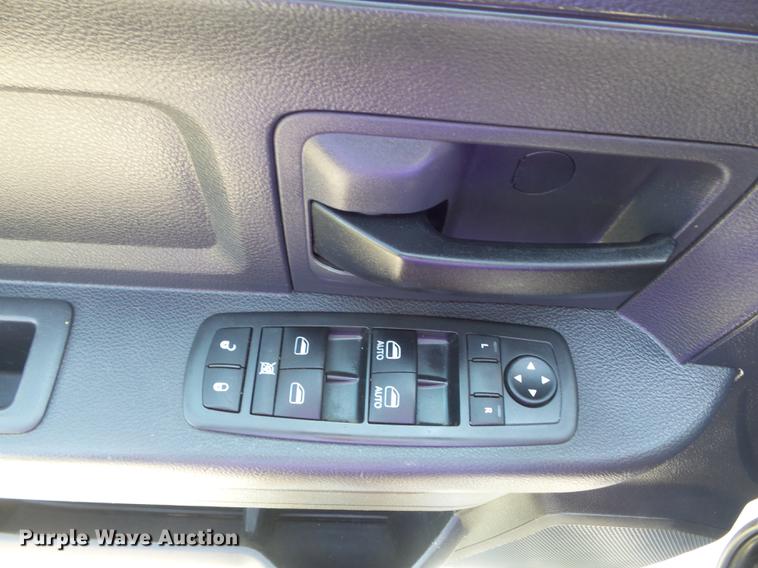 image for item DC7301 2012 Dodge Ram 2500HD Quad Cab pickup truck