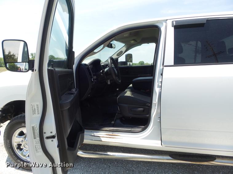 image for item DC7301 2012 Dodge Ram 2500HD Quad Cab pickup truck