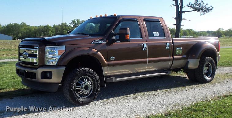 image for item DC7304 2011 Ford F350 Super Duty Lariat King Ranch Crew Cab pickup truck