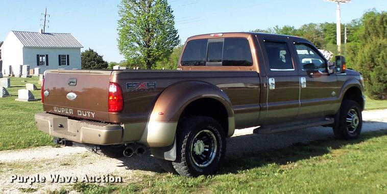 image for item DC7304 2011 Ford F350 Super Duty Lariat King Ranch Crew Cab pickup truck