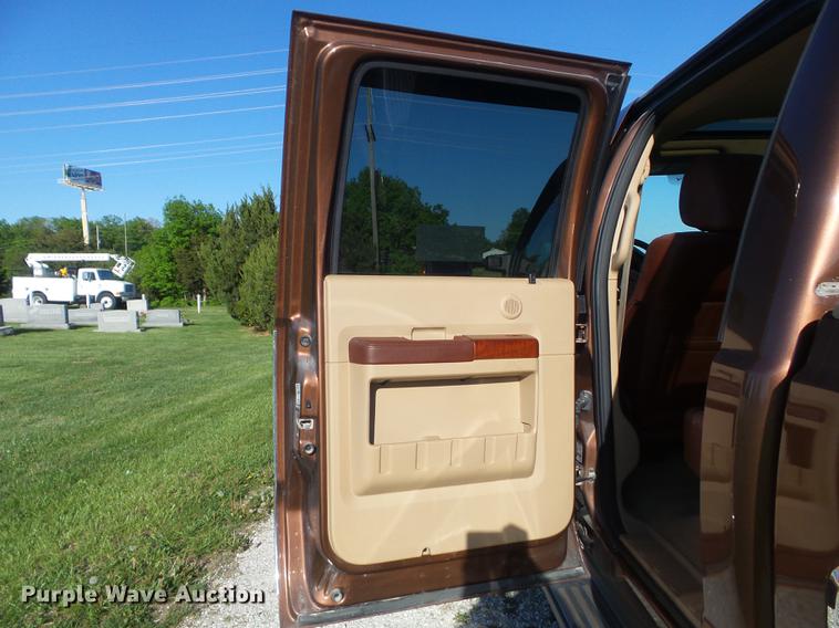 image for item DC7304 2011 Ford F350 Super Duty Lariat King Ranch Crew Cab pickup truck