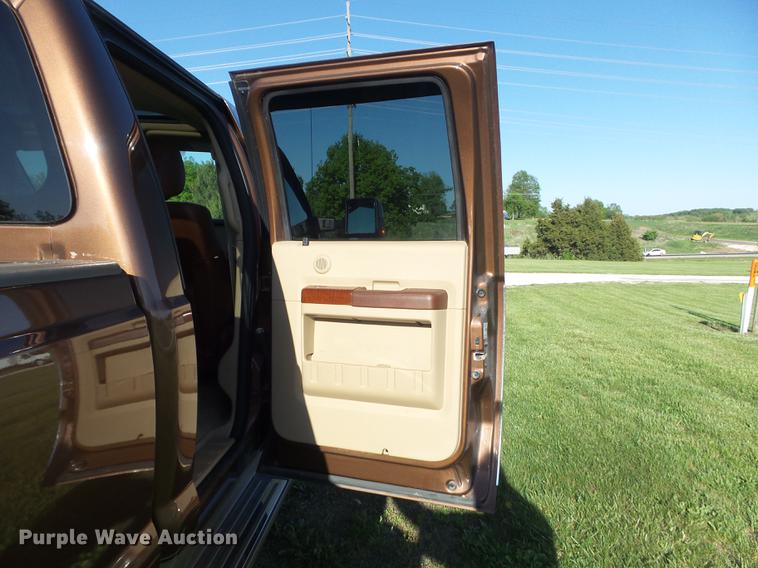 image for item DC7304 2011 Ford F350 Super Duty Lariat King Ranch Crew Cab pickup truck