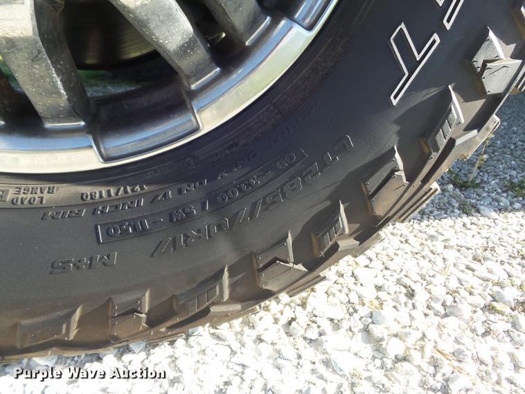 image for item DC7304 2011 Ford F350 Super Duty Lariat King Ranch Crew Cab pickup truck