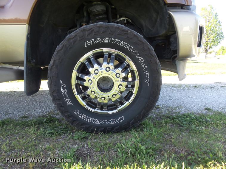 image for item DC7304 2011 Ford F350 Super Duty Lariat King Ranch Crew Cab pickup truck