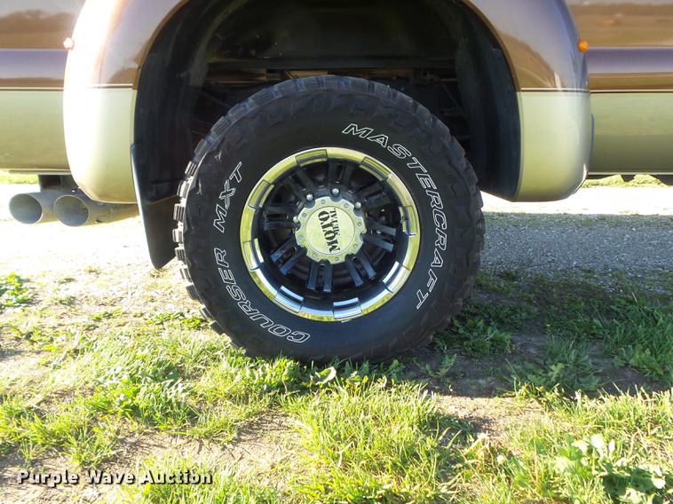 image for item DC7304 2011 Ford F350 Super Duty Lariat King Ranch Crew Cab pickup truck