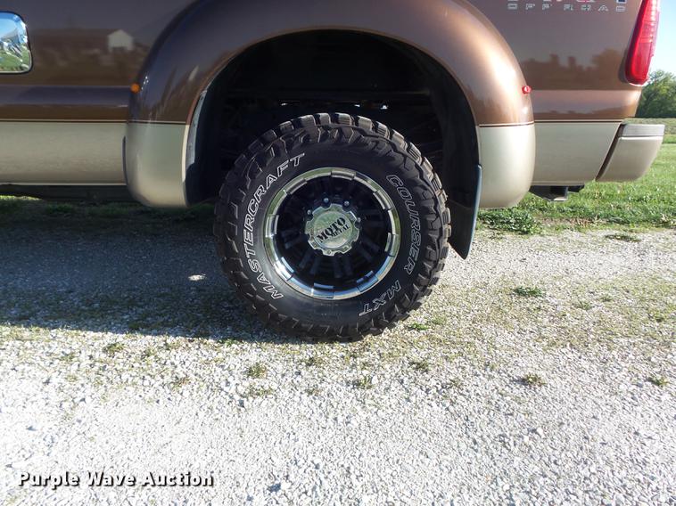 image for item DC7304 2011 Ford F350 Super Duty Lariat King Ranch Crew Cab pickup truck