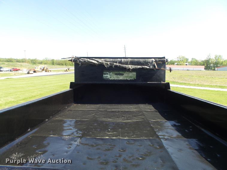 image for item DC7307 2004 Ford F450 Super Duty XL dump truck