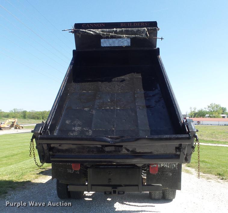 image for item DC7307 2004 Ford F450 Super Duty XL dump truck