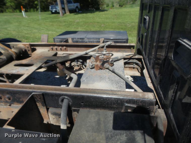 image for item DC7307 2004 Ford F450 Super Duty XL dump truck