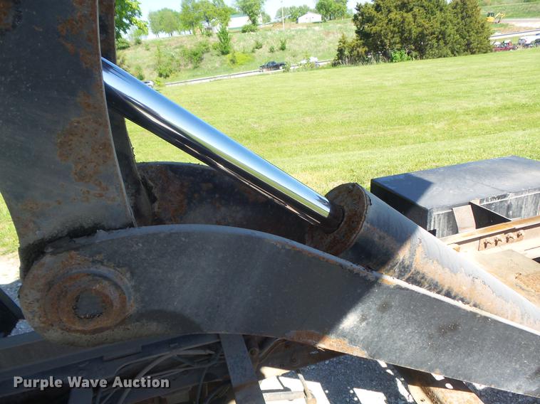 image for item DC7307 2004 Ford F450 Super Duty XL dump truck