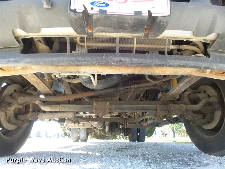 image for item DC7307 2004 Ford F450 Super Duty XL dump truck