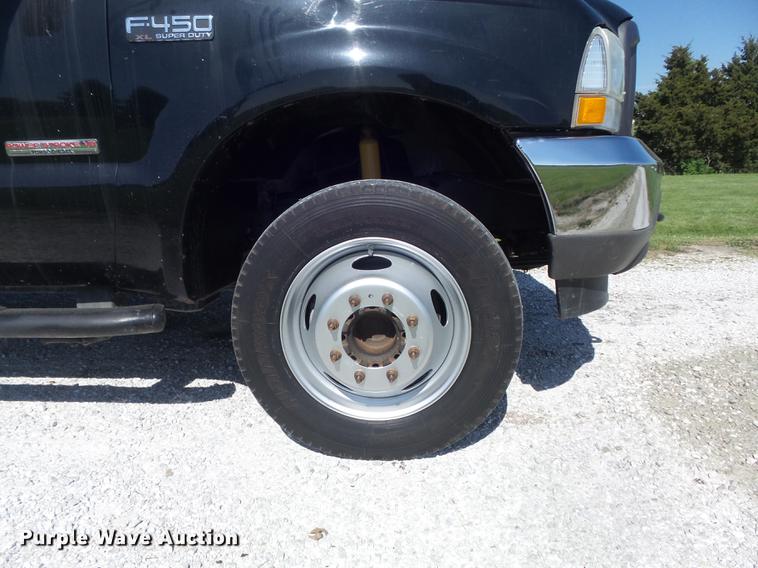 image for item DC7307 2004 Ford F450 Super Duty XL dump truck