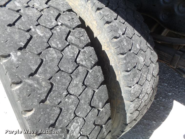 image for item DC7307 2004 Ford F450 Super Duty XL dump truck