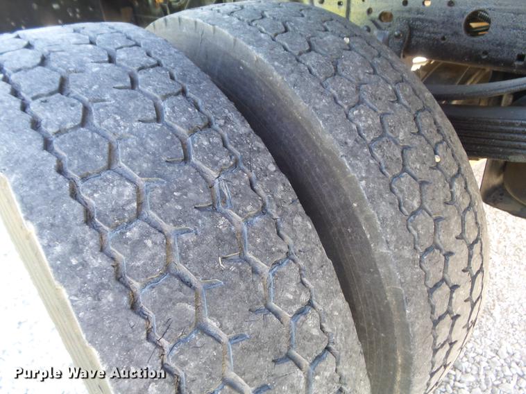 image for item DC7307 2004 Ford F450 Super Duty XL dump truck