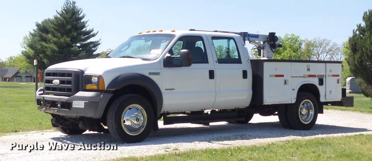 image for item DC7309 2005 Ford F550 Super Duty XL Crew Cab utility truck with crane