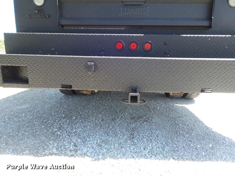 image for item DC7309 2005 Ford F550 Super Duty XL Crew Cab utility truck with crane