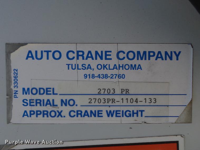 image for item DC7309 2005 Ford F550 Super Duty XL Crew Cab utility truck with crane