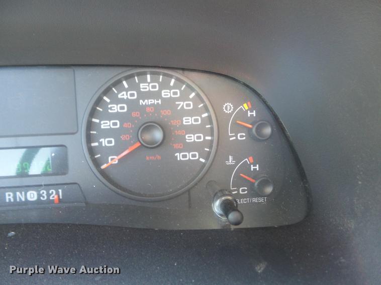 image for item DC7309 2005 Ford F550 Super Duty XL Crew Cab utility truck with crane