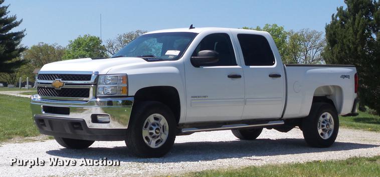 image for item DC7310 2014 Chevrolet Silverado 2500HD LT Crew Cab pickup truck