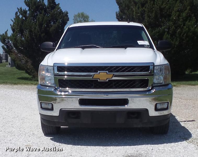 image for item DC7310 2014 Chevrolet Silverado 2500HD LT Crew Cab pickup truck