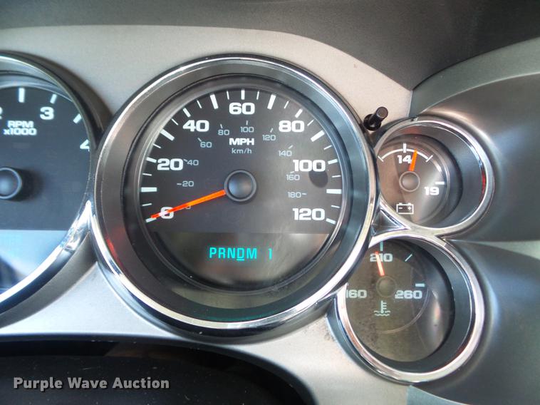 image for item DC7310 2014 Chevrolet Silverado 2500HD LT Crew Cab pickup truck