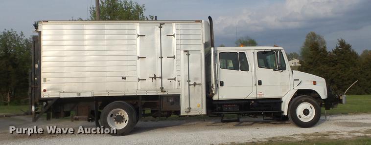 image for item DC7312 1999 Freightliner FL70 Crew Cab box truck