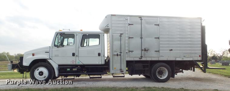image for item DC7312 1999 Freightliner FL70 Crew Cab box truck