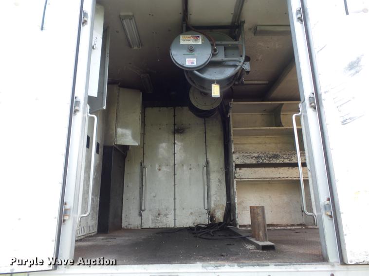 image for item DC7312 1999 Freightliner FL70 Crew Cab box truck