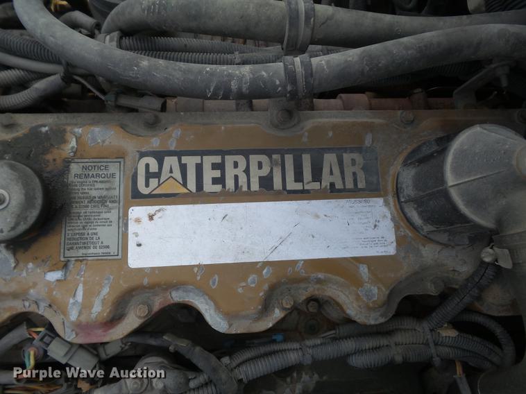 image for item DC7312 1999 Freightliner FL70 Crew Cab box truck