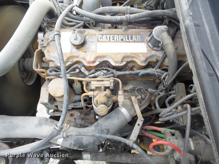 image for item DC7312 1999 Freightliner FL70 Crew Cab box truck
