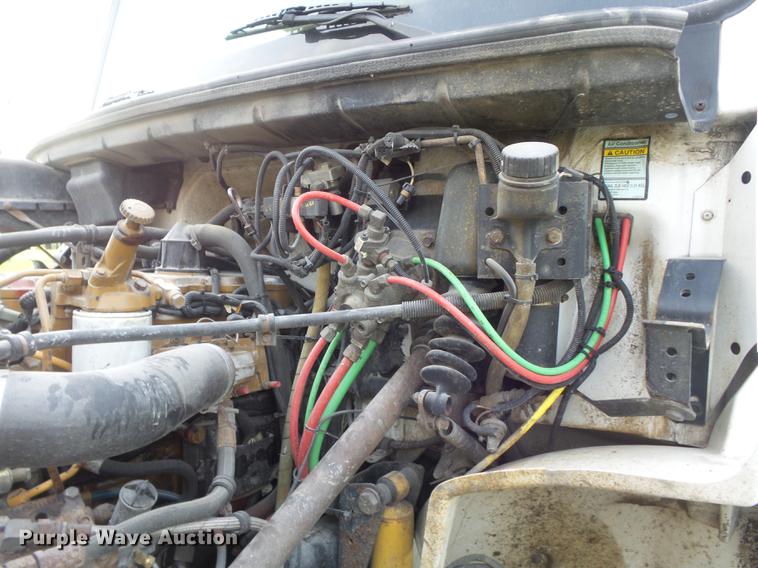image for item DC7312 1999 Freightliner FL70 Crew Cab box truck