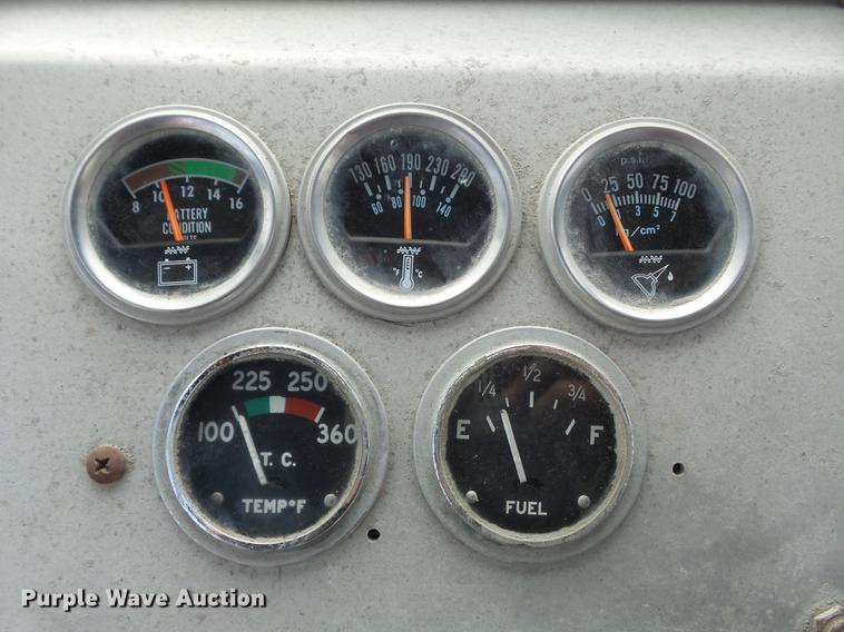 image for item DC7314 United Tractor SM80 Shop Mule aircraft tug