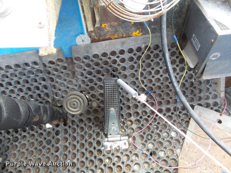 image for item DC7314 United Tractor SM80 Shop Mule aircraft tug