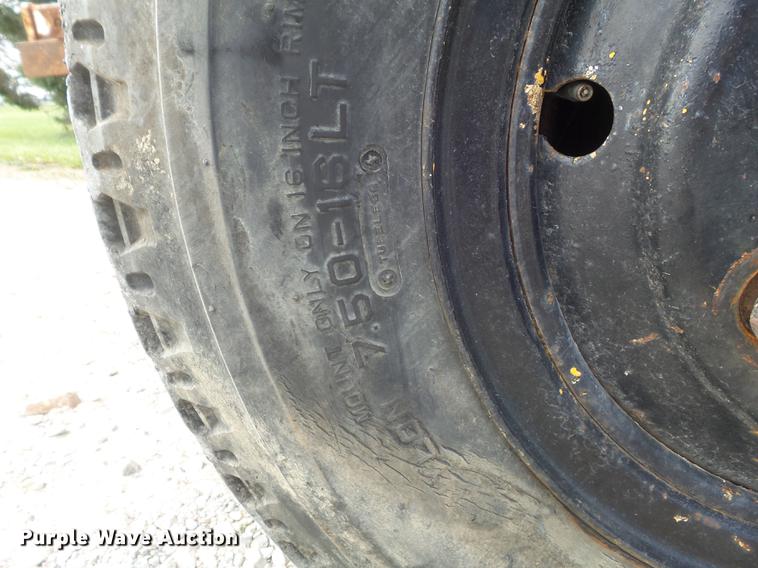 image for item DC7314 United Tractor SM80 Shop Mule aircraft tug