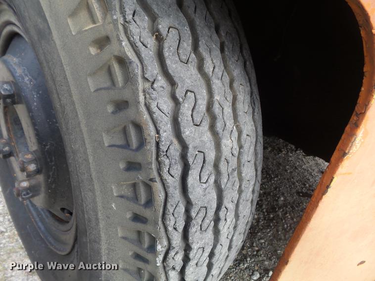 image for item DC7314 United Tractor SM80 Shop Mule aircraft tug