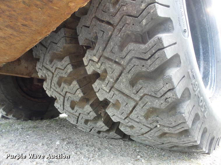 image for item DC7314 United Tractor SM80 Shop Mule aircraft tug