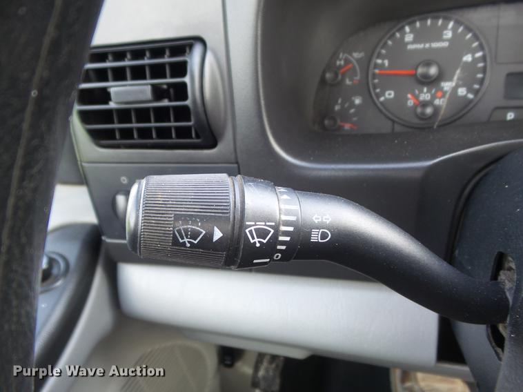 image for item DC7315 2006 Ford F450 Super Duty XL utility truck with crane