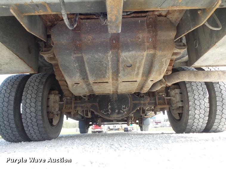 image for item DC7315 2006 Ford F450 Super Duty XL utility truck with crane