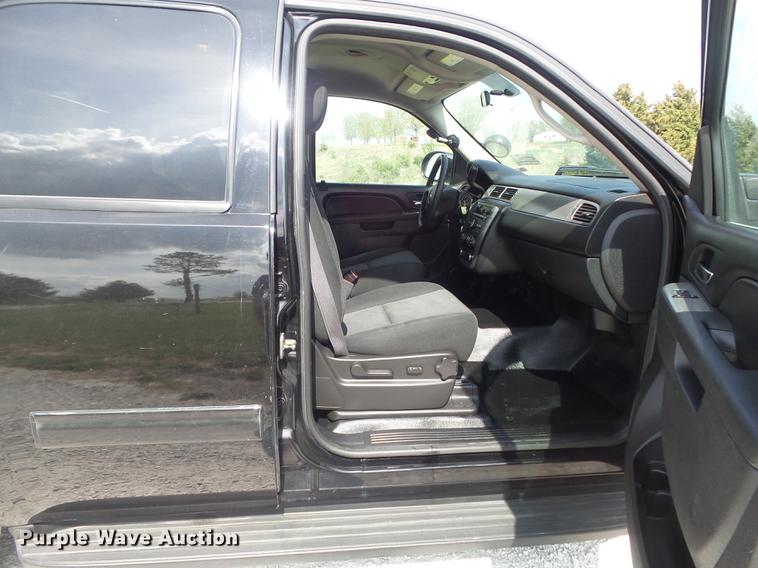 image for item DC7316 2011 Chevrolet Tahoe Police SUV