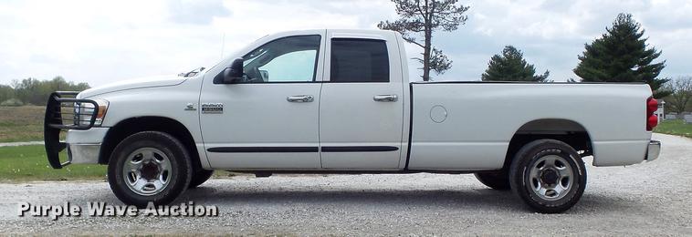 image for item DC7317 2007 Dodge Ram 3500HD SLT Quad Cab pickup truck