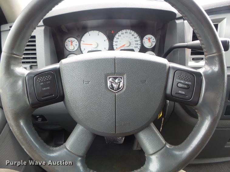 image for item DC7317 2007 Dodge Ram 3500HD SLT Quad Cab pickup truck