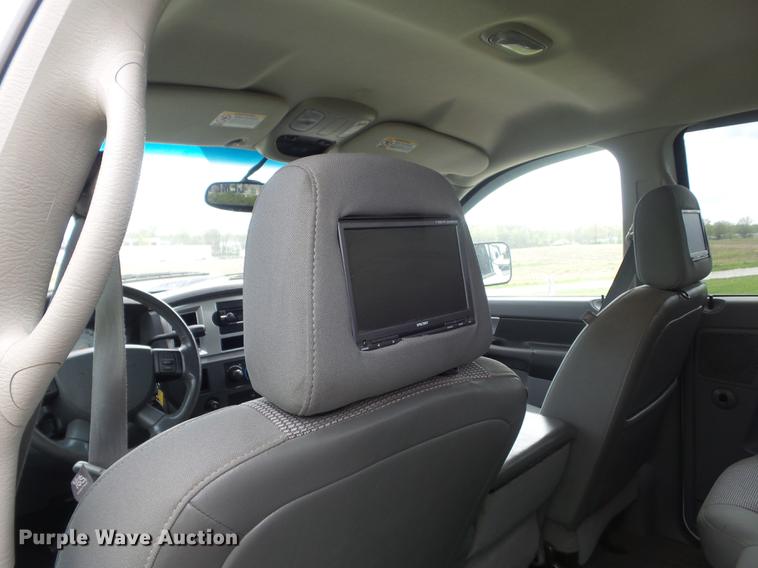 image for item DC7317 2007 Dodge Ram 3500HD SLT Quad Cab pickup truck