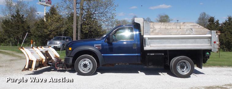 image for item DC7322 2008 Ford F550 Super Duty XL dump truck