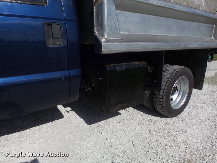 image for item DC7322 2008 Ford F550 Super Duty XL dump truck