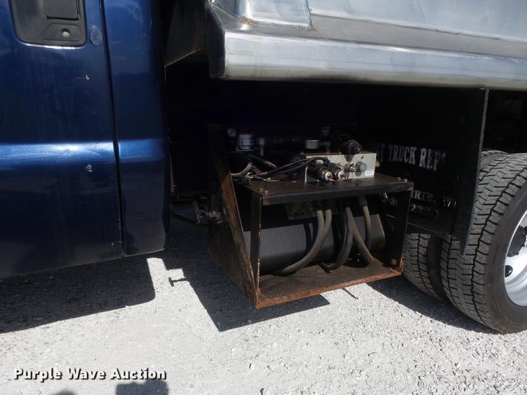 image for item DC7322 2008 Ford F550 Super Duty XL dump truck