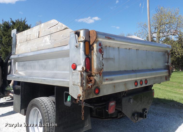 image for item DC7322 2008 Ford F550 Super Duty XL dump truck