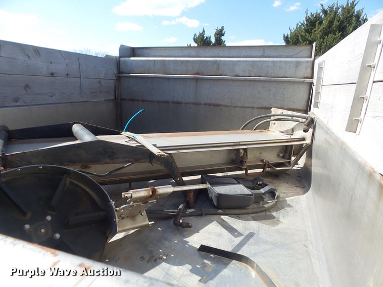 image for item DC7322 2008 Ford F550 Super Duty XL dump truck