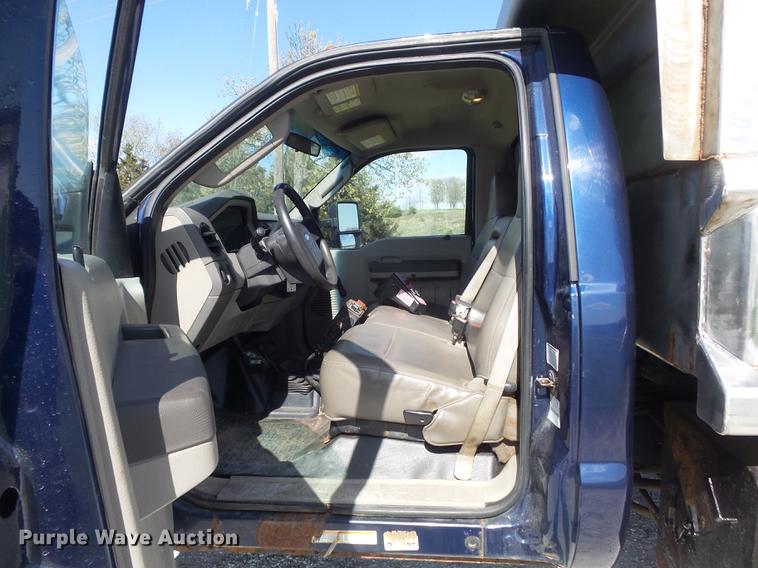 image for item DC7322 2008 Ford F550 Super Duty XL dump truck