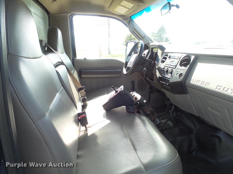 image for item DC7322 2008 Ford F550 Super Duty XL dump truck
