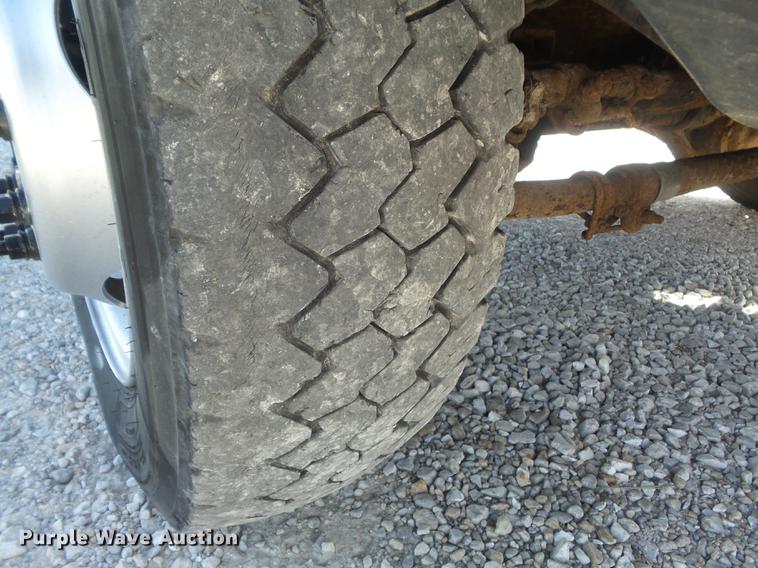 image for item DC7322 2008 Ford F550 Super Duty XL dump truck